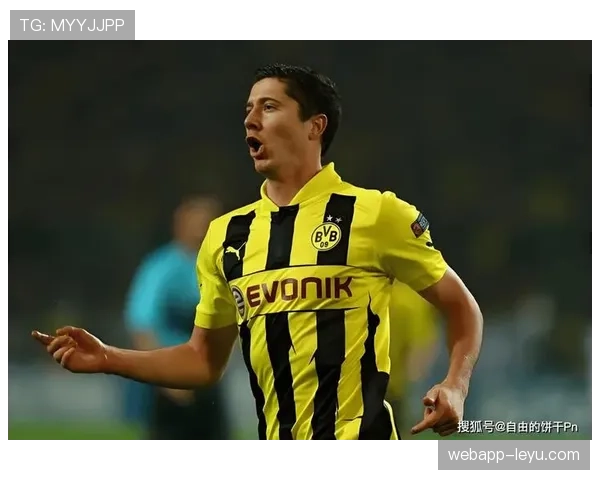 莱万多夫斯基或将登陆英超，转会谈判即将启动引热议