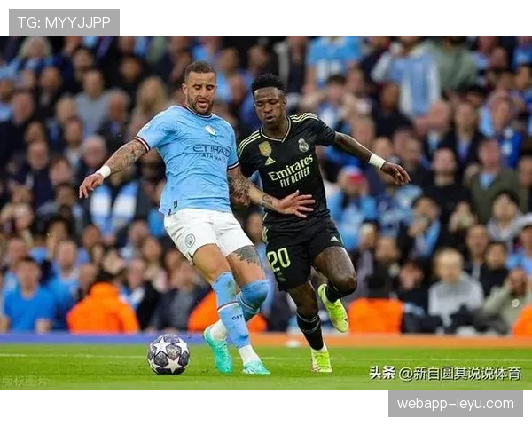 奥斯梅恩 vs 凯恩：全能与冲击的中锋差异