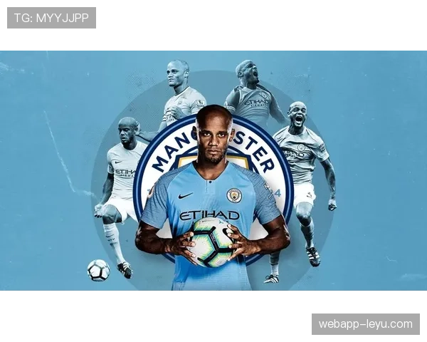 假设孔帕尼是明星：赛场像狮王，街头像会做菜的亿万富豪老公，这反差太带感